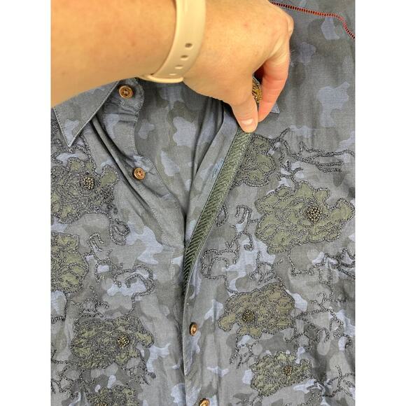 Robert Graham Blue Camo Floral Applique Button Up Shirt Men's size large - Picture 10 of 10